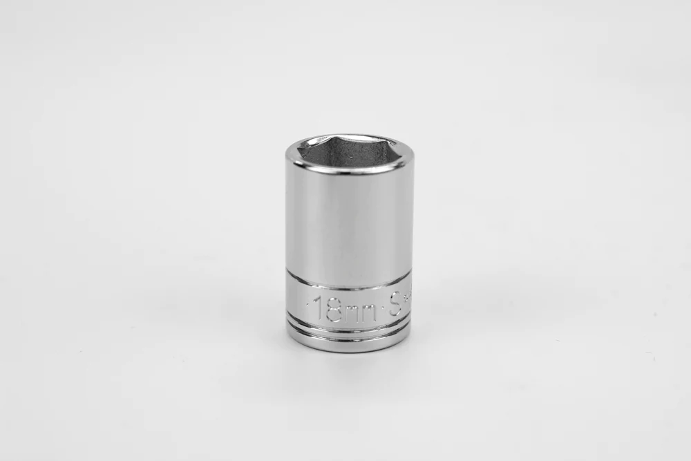 SK 18 mm 1/2" Drive 6 Point Metric Standard Chrome Socket